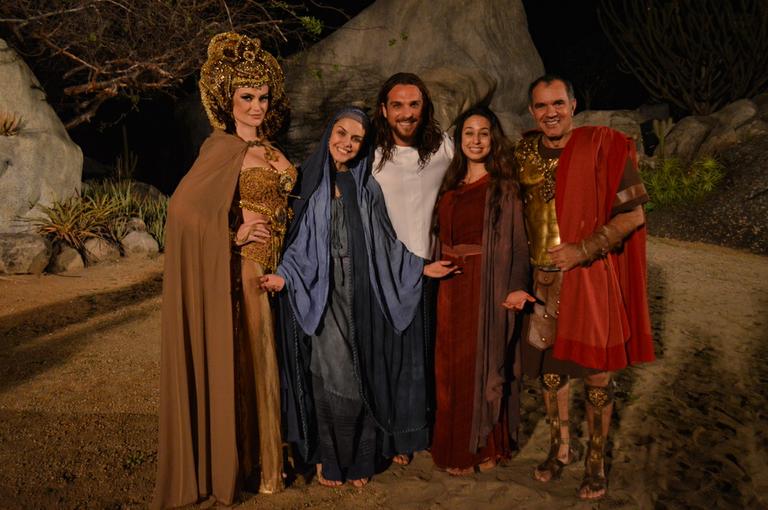 Espetáculo Paixão de Cristo com Igor Rickli, Paloma Bernardi e Humberto Martins