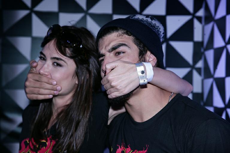 Caio Castro e Maria Casadevall curtem juntos o festival Lollapalooza