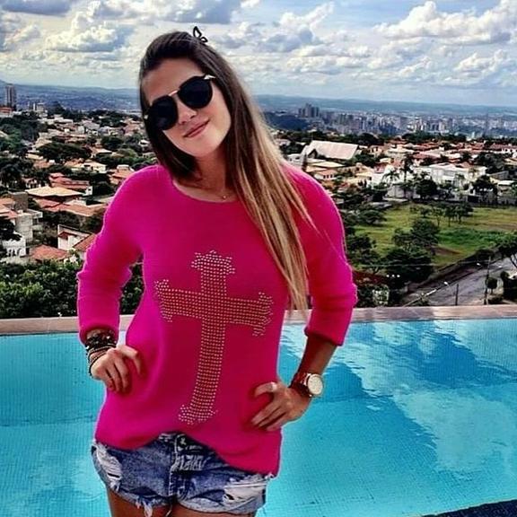 Veja o estilo de Aline, do 'BBB15', em 20 looks