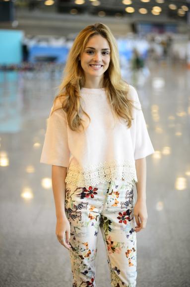 7 Vidas: Veja 20 look românticos de Júlia, personagem de Isabelle Drummond