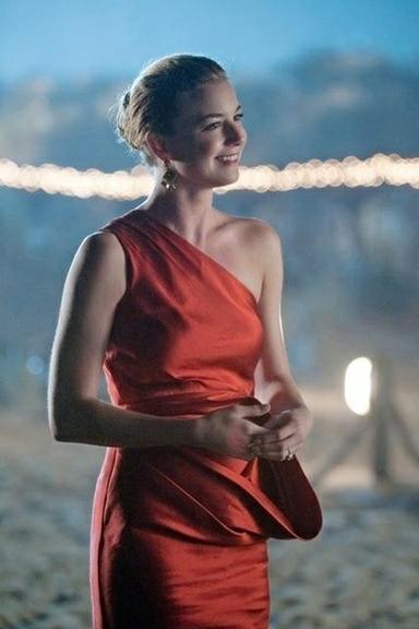 Revenge: Confira os looks marcantes de Emily Thorne