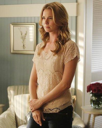 Revenge: Confira os looks marcantes de Emily Thorne