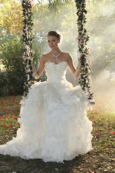 Revenge: Confira os looks marcantes de Emily Thorne