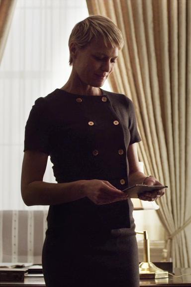 Inspire-se nos looks clássico de Claire, de 'House of Cards'