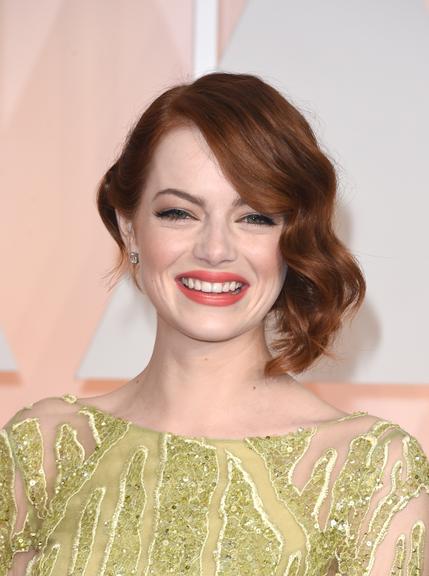 Emma Stone: Inspire-se nos penteados da atriz 