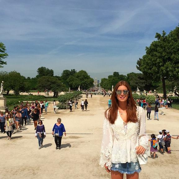 Confira os looks de Marina Ruy Barbosa na Europa