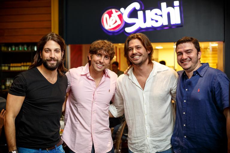 Famosos participam de inauguração de restaurante japonês, no Rio