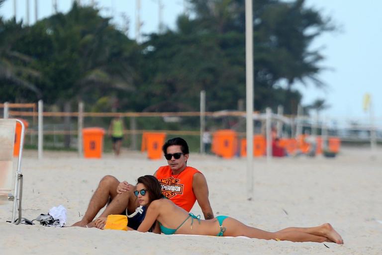 Alessandra Ambrósio na Barra da Tijuca