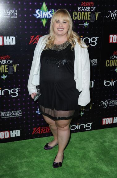 Moda plus size: Veja o estilo da atriz Rebel Wilson