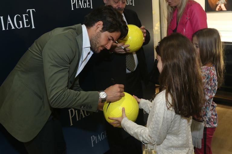 Alexandre Pato e Rivellino: encontro de craques