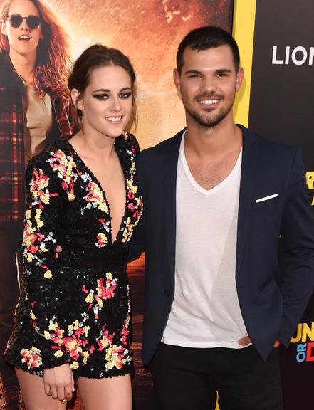 Kristen Stewart e Taylor Lautner se reencontram em première