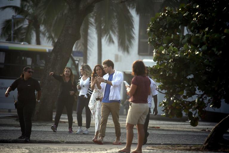 Thiago Fragoso e Camila Pitanga em gravação de 'Babilônia'