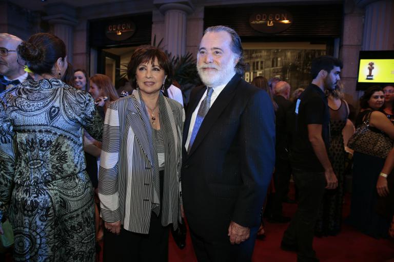 Encontro de vips em noite de prêmio do cinema