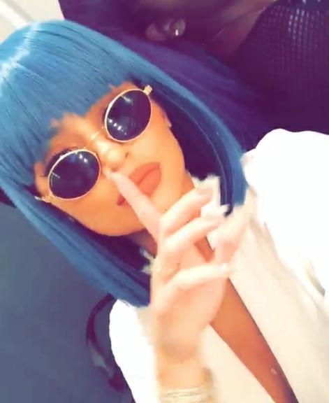 Camaleão! Confira 15 cabelos de Kylie Jenner em 2015