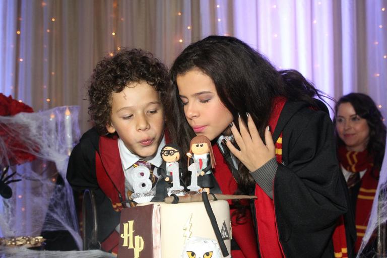 Gabriella Saraivah, a Tati de Chiquititas, faz festa do 'Harry Potter'