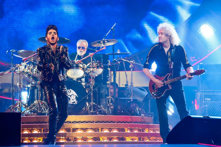 Adam Lambert e Queen agitam show em SP