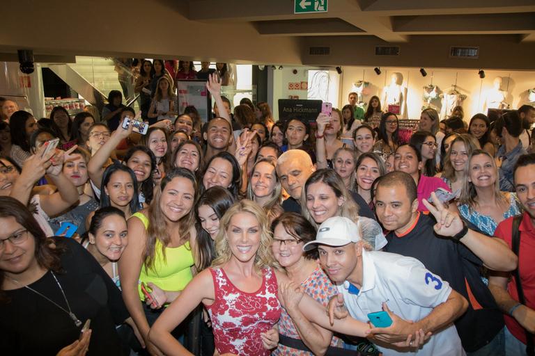 Ana Hickmann lança coleção para Marisa