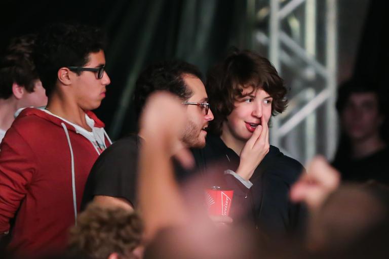 Luciana Gimenez e o filho vão ao show do Rolling Stones em SP