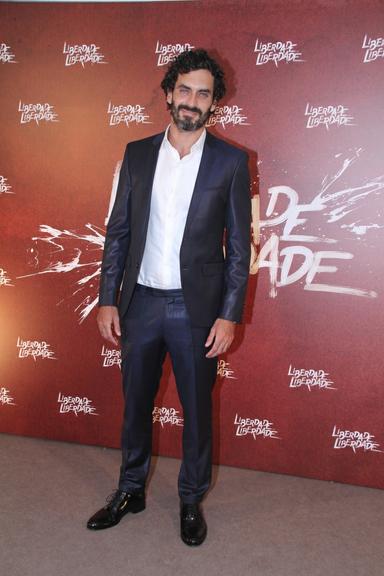 Looks do elenco de Liberdade, Liberdade na festa da novela