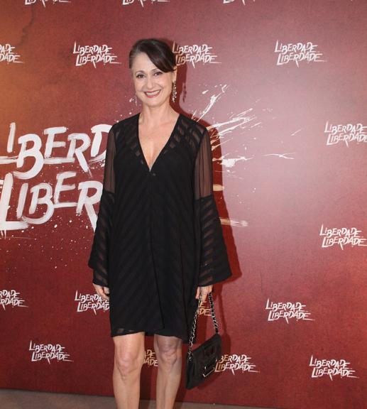 Looks do elenco de Liberdade, Liberdade na festa da novela