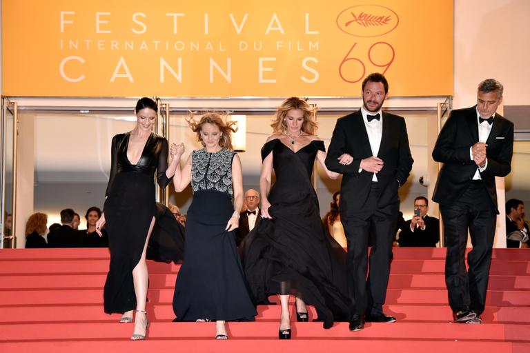 Julia Roberts lança 'Jogo do Dinheiro' em Cannes