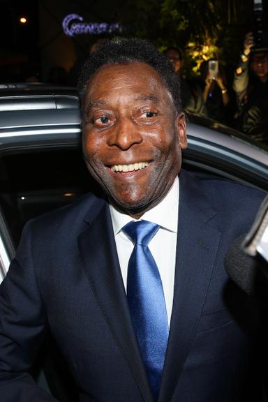 Pelé se casa com Marcia Cibele Aoki