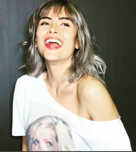 Maria Casadevall exibe novo look