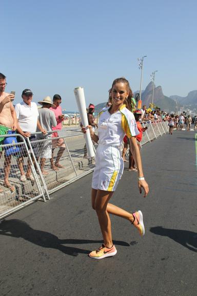 Izabel Goulart