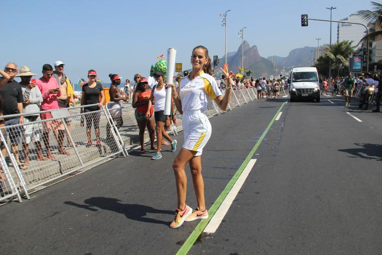 Izabel Goulart