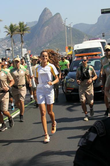 Izabel Goulart