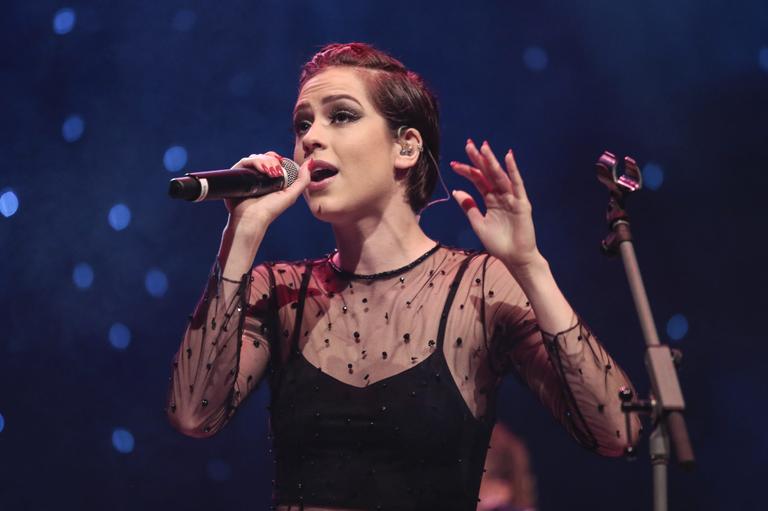 Sophia Abrahão faz show em São Paulo