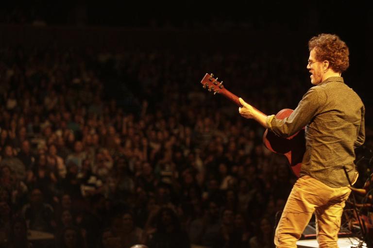 Gal Costa prestigia show de Nando Reis em São Paulo