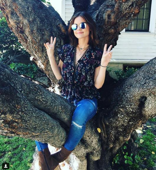 40 looks: Inspire-se no estilo de Lucy Hale 