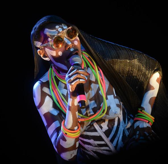 Aos 68 anos, Grace Jones se apresenta em São Paulo