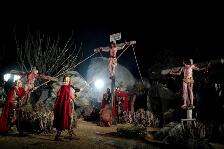 Atores gravam 'Paixão de Cristo'