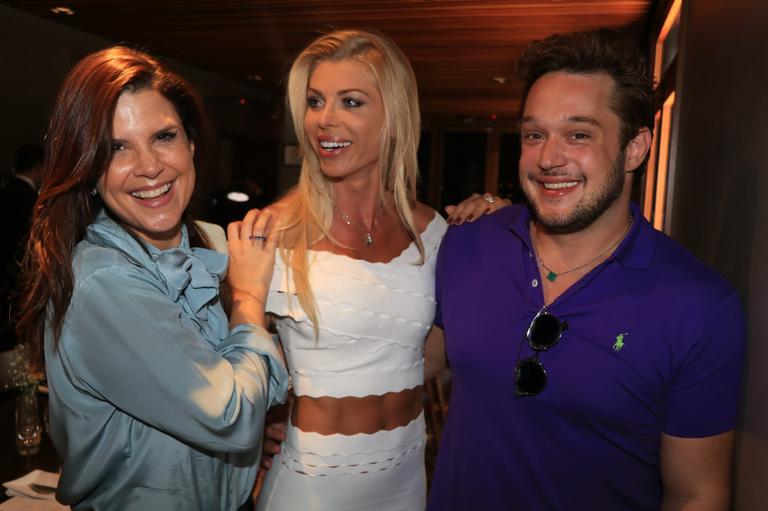 Mariana Kupfer, Carol Bittencourt e Helio Calfat