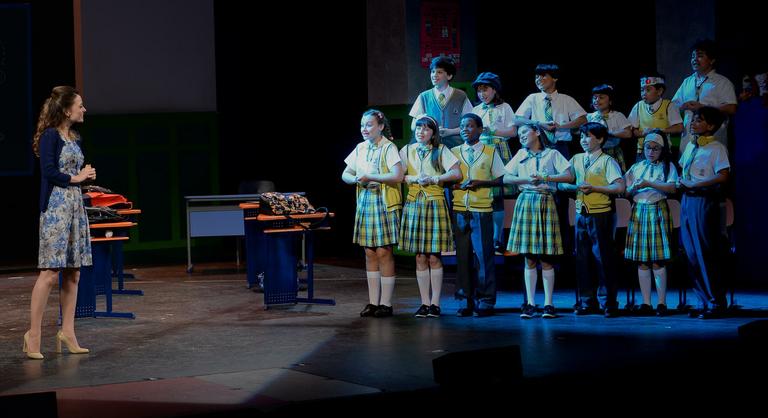 Elenco apresenta 'Carrossel, o Musical'