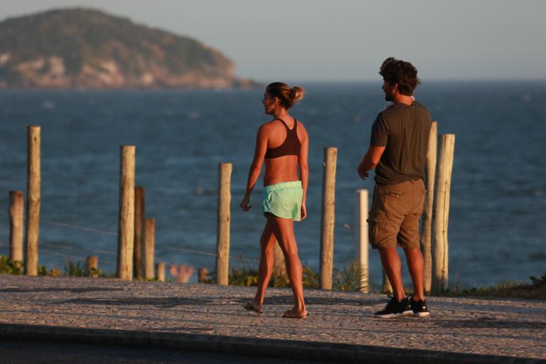 Deborah Secco, Hugo Moura e Maria Flor