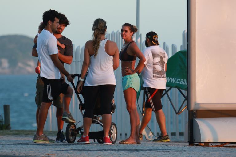 Deborah Secco, Hugo Moura e Maria Flor