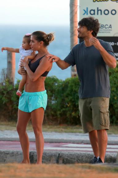 Deborah Secco, Hugo Moura e Maria Flor