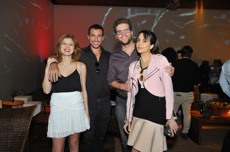 Giulia Gayoso, Ricardo Vianna, Thiago Fragoso e Mari Vaz