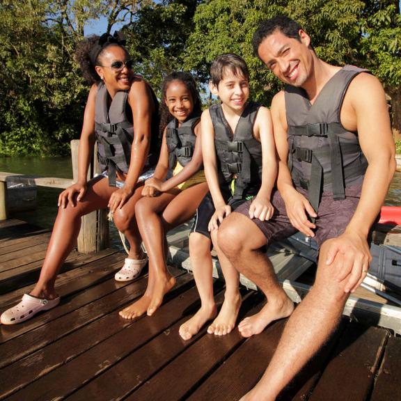 Negra Li, Sofia, Gustavo e Junior