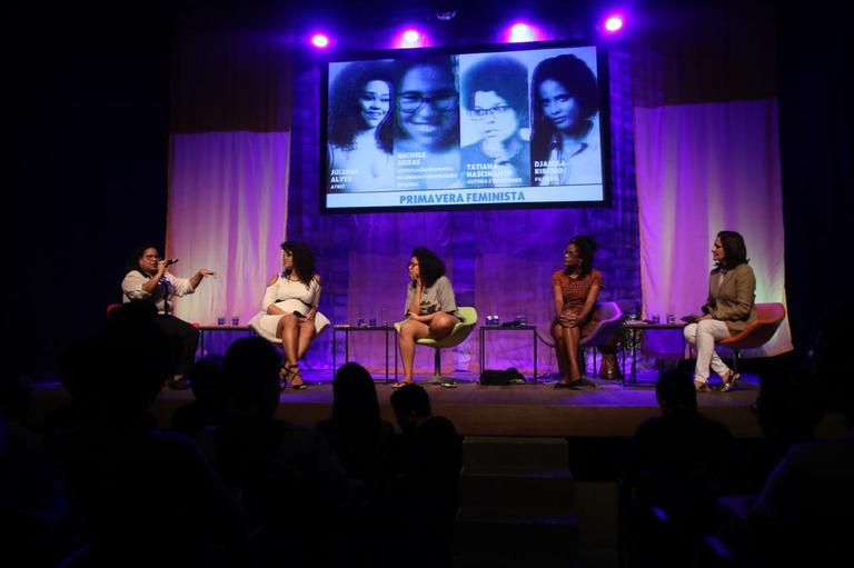 Juliana Alves em evento da Globo