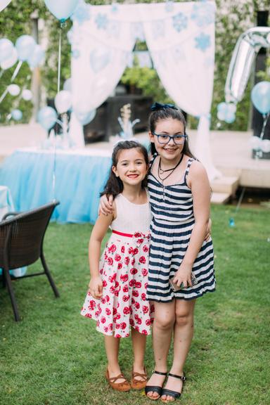 Sidney Oliveira festeja o aniversário da filha caçula