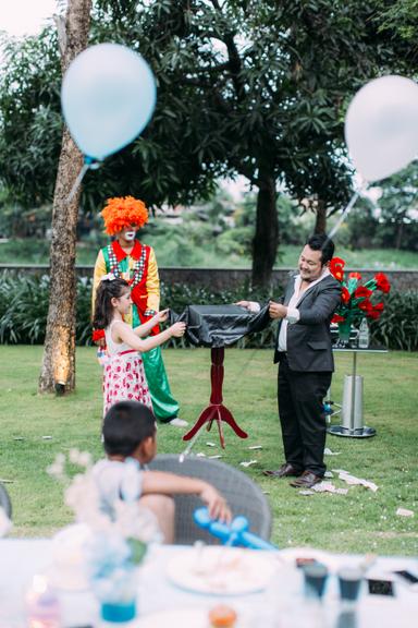 Sidney Oliveira festeja o aniversário da filha caçula