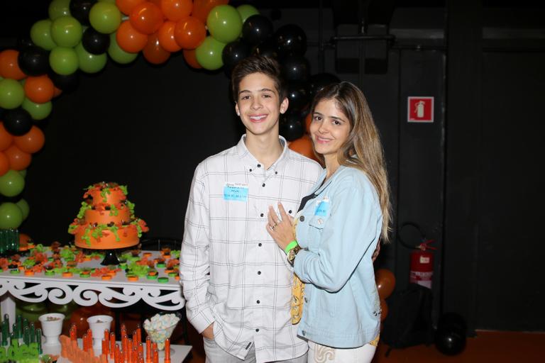 João Guilherme e Naira Ávila 