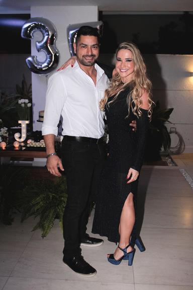 Ana De Biase  e João Tristão