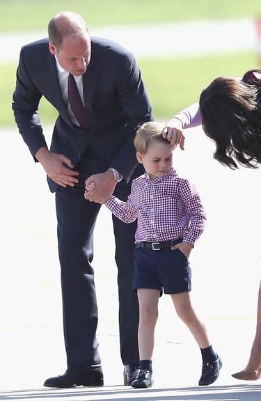 Kate Middleton combina as roupas dos filhos; veja