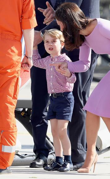 Kate Middleton combina as roupas dos filhos; veja