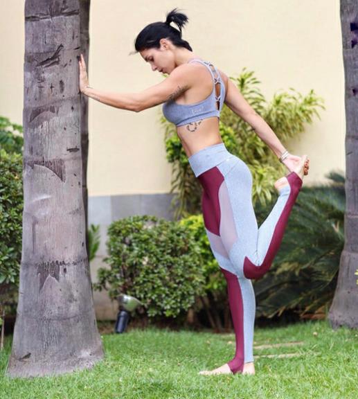 Inspire-se nos looks da musa fitness Bella Falconi